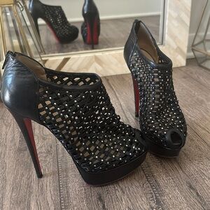 Christian Louboutin Kasha Caged Bootie 38.5
